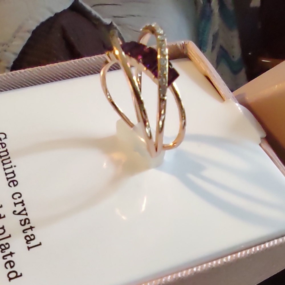 Ring size 7 - Picture 2 of 7